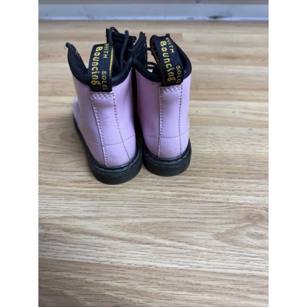 Dr. Martens 1460 T Combat Lace-Up Boots Pale Pink Patent Kids Toddler Size 10 - Picture 4 of 7